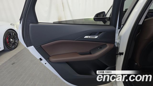 BMW 2 Series Active Tourer (U06) 218d Advantage 2025 — фото 31