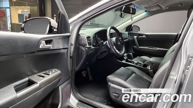 Kia Sportage The Bold Diesel 1.6 2WD Prestige 2022 — фото 10