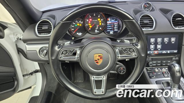Porsche 718 Boxster 2.0 2019 — фото 15