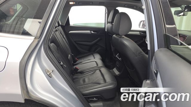 Audi Q5 35 TDI Quattro 8R 2015 — фото 12