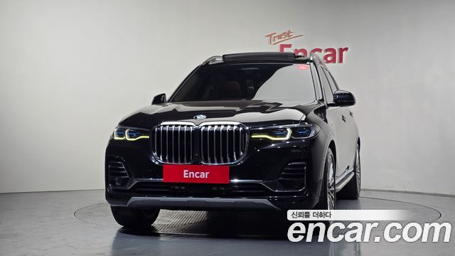BMW X7 (G07) xDrive 40i Design Pure Excellence 6-Seater 2021 — фото 3