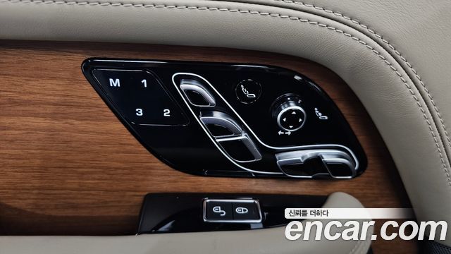 Land Rover Range Rover (IV) 5.0 SC AB LWB 2019 — фото 20