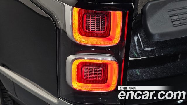 Land Rover Range Rover (IV) 5.0 SC AB LWB 2019 — фото 23