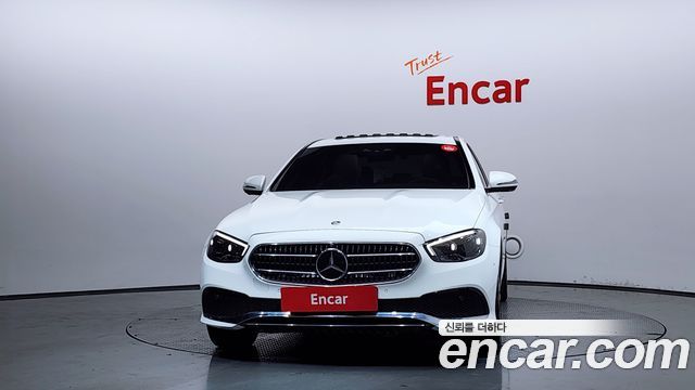 Mercedes-Benz E-Class (W213) E350 4MATIC Avantgarde 2022 — фото 3