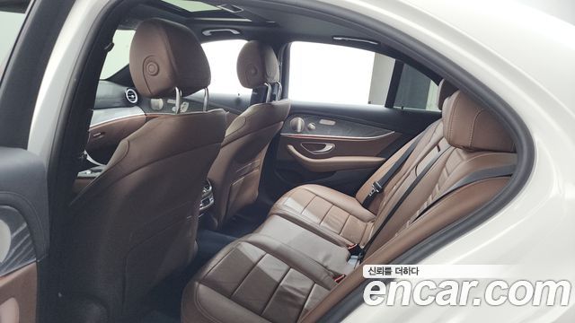 Mercedes-Benz E-Class (W213) E350 4MATIC Avantgarde 2022 — фото 20