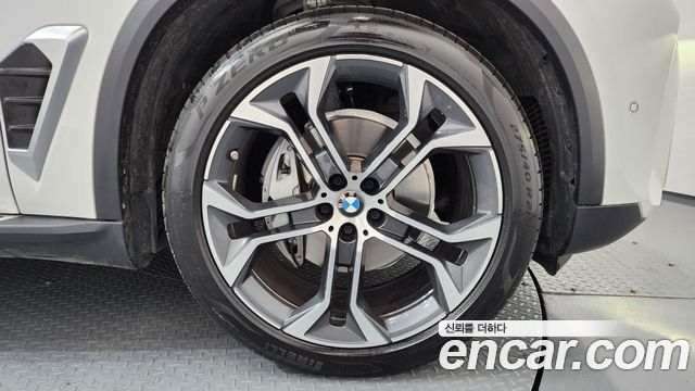 BMW X5 (G05) xDrive 40i xLine 2025 — фото 21