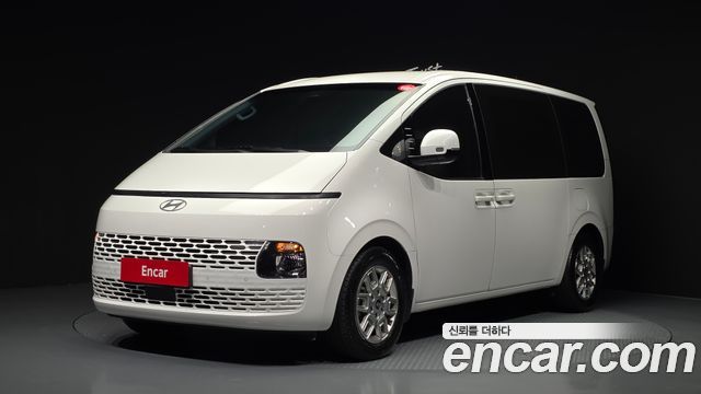 Hyundai Staria Tourer 11-Seater Modern 2025 — фото 1