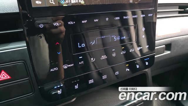 Hyundai Staria Tourer 11-Seater Modern 2025 — фото 17