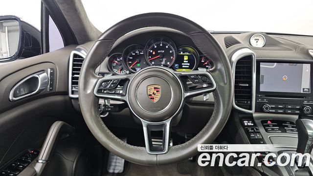 Porsche Cayenne 3.6 GTS 958 2018 — фото 13