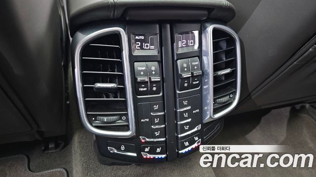 Porsche Cayenne 3.6 GTS 958 2018 — фото 19