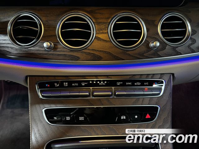 Mercedes-Benz E-Class (W213) E250 Exclusive 2022 — фото 17