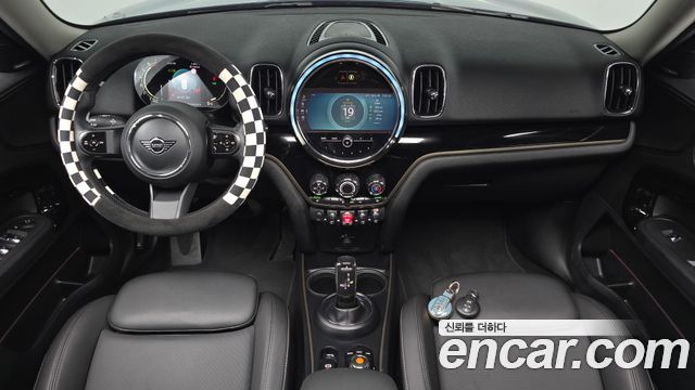 MINI Cooper Countryman Classic 2nd 2022 — фото 7
