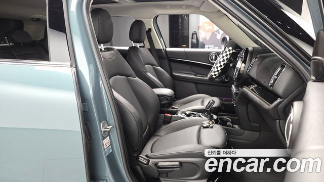 MINI Cooper Countryman Classic 2nd 2022 — фото 11