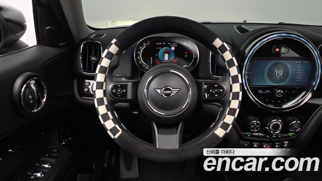 MINI Cooper Countryman Classic 2nd 2022 — фото 13