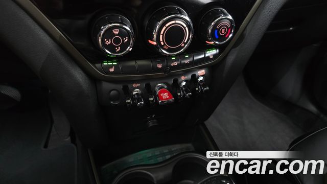 MINI Cooper Countryman Classic 2nd 2022 — фото 17
