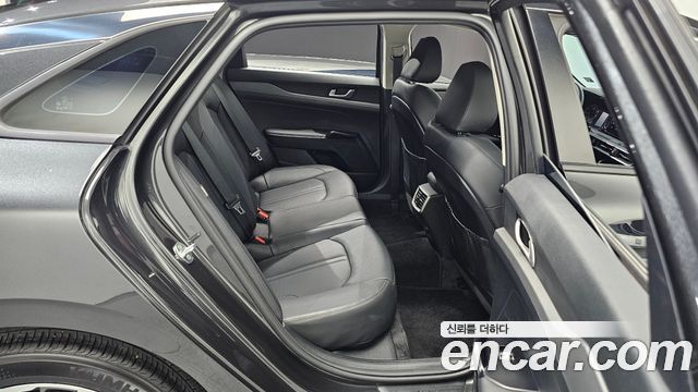 Kia K5 (III) 2.0 Prestige 2021 — фото 11