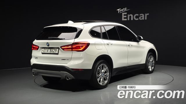 BMW X1 (F48) xDrive 18d Joy 2018 — фото 2