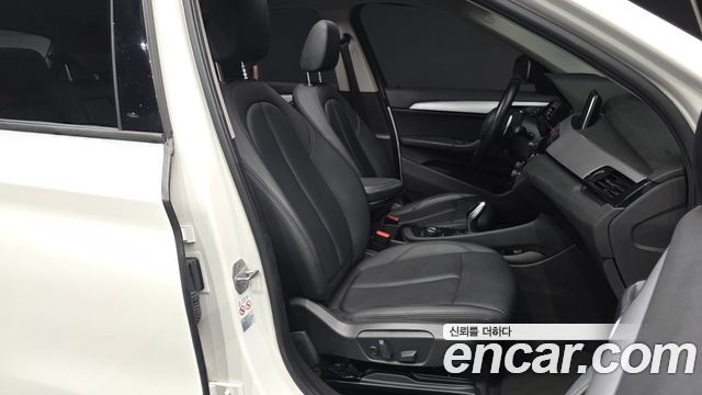 BMW X1 (F48) xDrive 18d Joy 2018 — фото 15