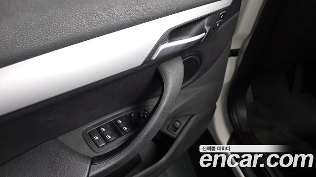 BMW X1 (F48) xDrive 18d Joy 2018 — фото 33