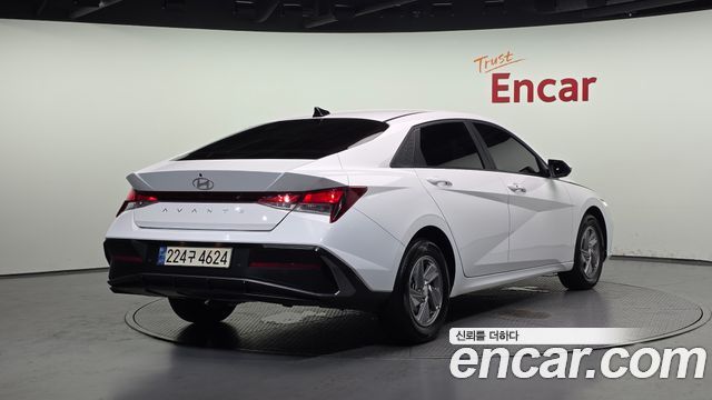 Hyundai Avante (CN7) 1.6 Smart 2024 — фото 2