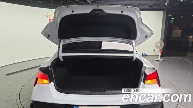 Hyundai Avante (CN7) 1.6 Smart 2024 — фото 20