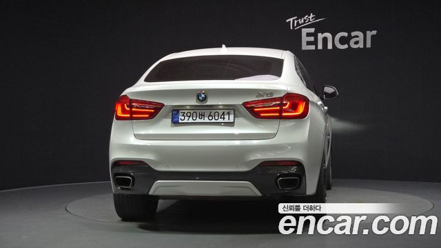 BMW X6 (F16) xDrive 35i 2016 — фото 4