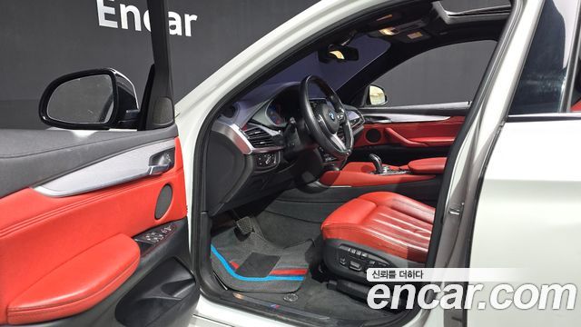 BMW X6 (F16) xDrive 35i 2016 — фото 10