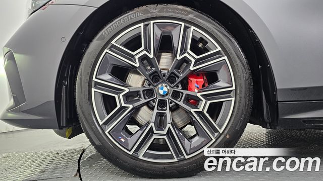 BMW 5 Series (G60) 530i xDrive M Sport Pro Special Edition 2026 — фото 5