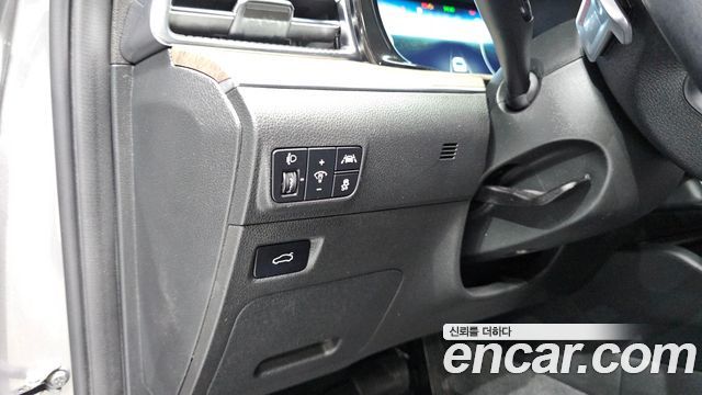 Kia K5 (III) 2.0 Noblesse 2022 — фото 23