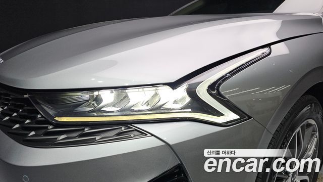 Kia K5 (III) 2.0 Noblesse 2022 — фото 28