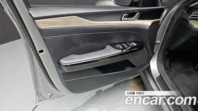 Kia K5 (III) 2.0 Noblesse 2022 — фото 30