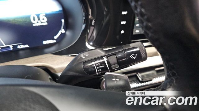 Kia K5 (III) 2.0 Noblesse 2022 — фото 35