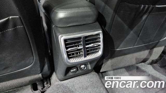 Kia K5 (III) 2.0 Noblesse 2022 — фото 36