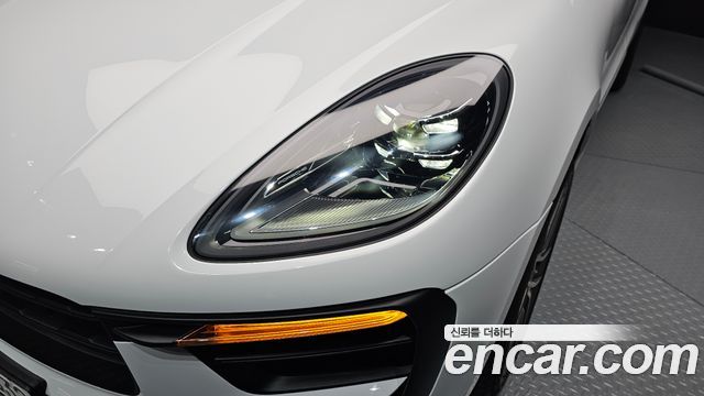 Porsche Macan 2.9 S 2022 — фото 22