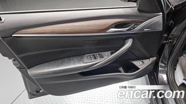 BMW 5 Series (G30) 520d M Sport Package Plus 2018 — фото 24