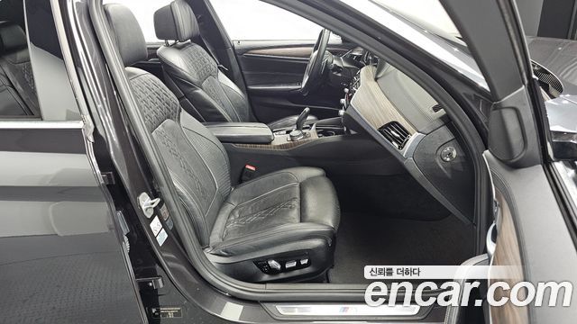 BMW 5 Series (G30) 520d M Sport Package Plus 2018 — фото 26