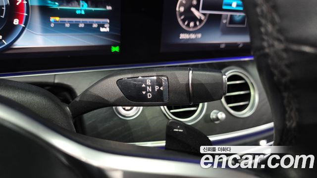 Mercedes-Benz E-Class (W213) E300 Avantgarde 2020 — фото 9