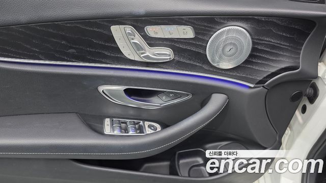 Mercedes-Benz E-Class (W213) E300 Avantgarde 2020 — фото 20