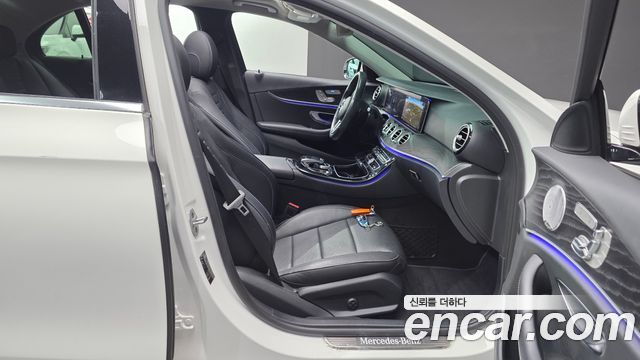 Mercedes-Benz E-Class (W213) E300 Avantgarde 2020 — фото 26