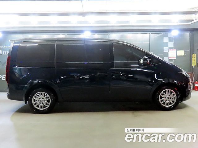 Hyundai Staria L3.5 Cargo 5-Seater Modern 2025 — фото 3