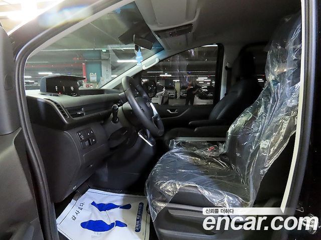 Hyundai Staria L3.5 Cargo 5-Seater Modern 2025 — фото 6