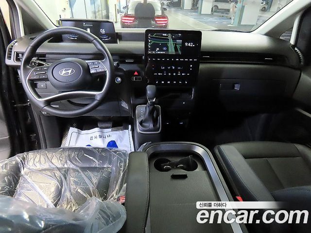 Hyundai Staria L3.5 Cargo 5-Seater Modern 2025 — фото 10