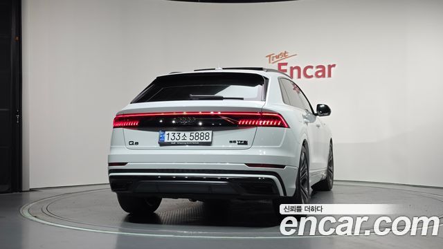 Audi Q8 (4M) 55 TFSI Quattro Premium 2023 — фото 4