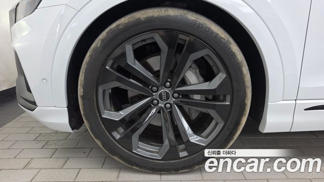 Audi Q8 (4M) 55 TFSI Quattro Premium 2023 — фото 5