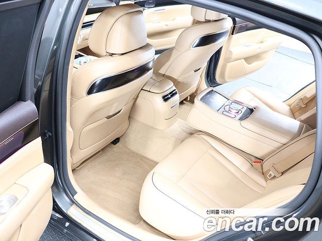 Genesis G90 (RS4) Gasoline 3.5 Turbo AWD 2023 — фото 19