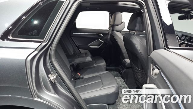 Audi Q3 (F3) 35 TDI Premium 2025 — фото 15