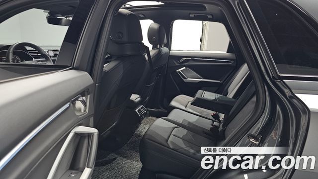 Audi Q3 (F3) 35 TDI Premium 2025 — фото 16