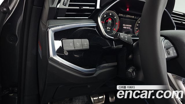 Audi Q3 (F3) 35 TDI Premium 2025 — фото 39