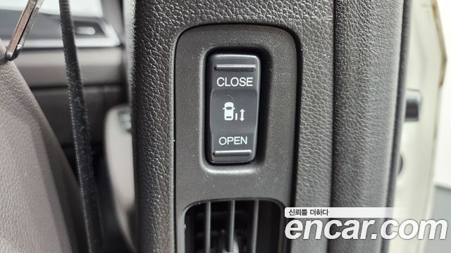 Honda Odyssey 3.5 5th 2019 — фото 15