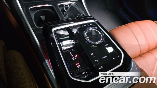 BMW 7 Series (G70) 750e xDrive M Sport 2026 — фото 9